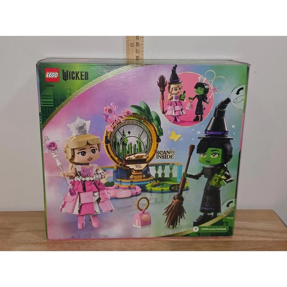 LEGO Wicked Elphaba & Glinda Building Toy Set 75682 brand new